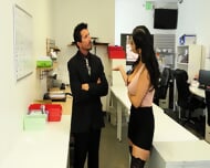 Big Tiddie Assiatant